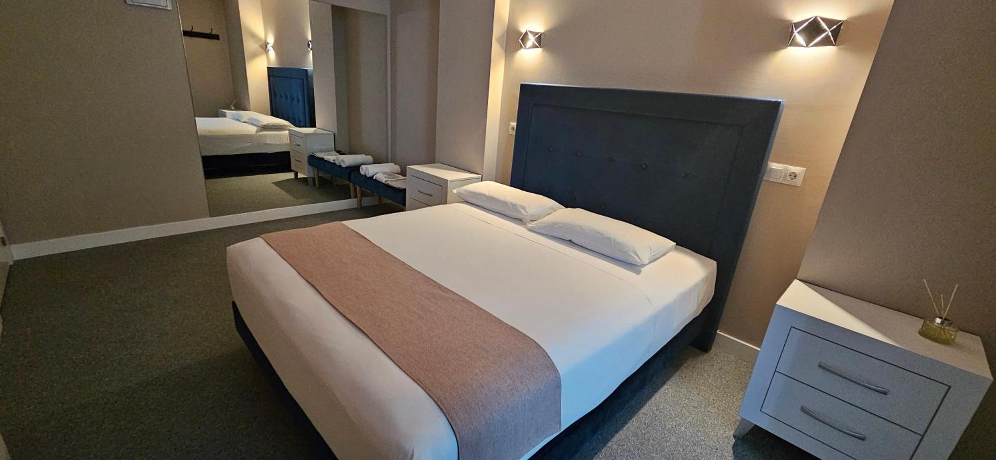 Rooms Luxury Madrid Exterior foto